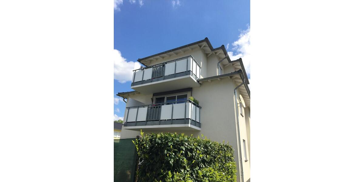 Penthouse, hell und chic, 2ZKB Balkon für Single 2 zimmer