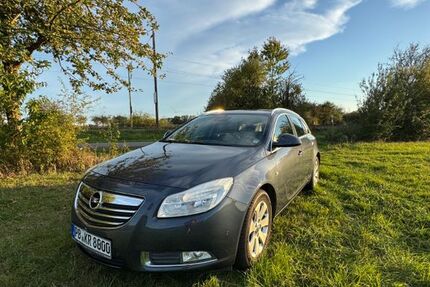 Opel Insignia 77.600 km 7.700 &euro; Paderborn 33100