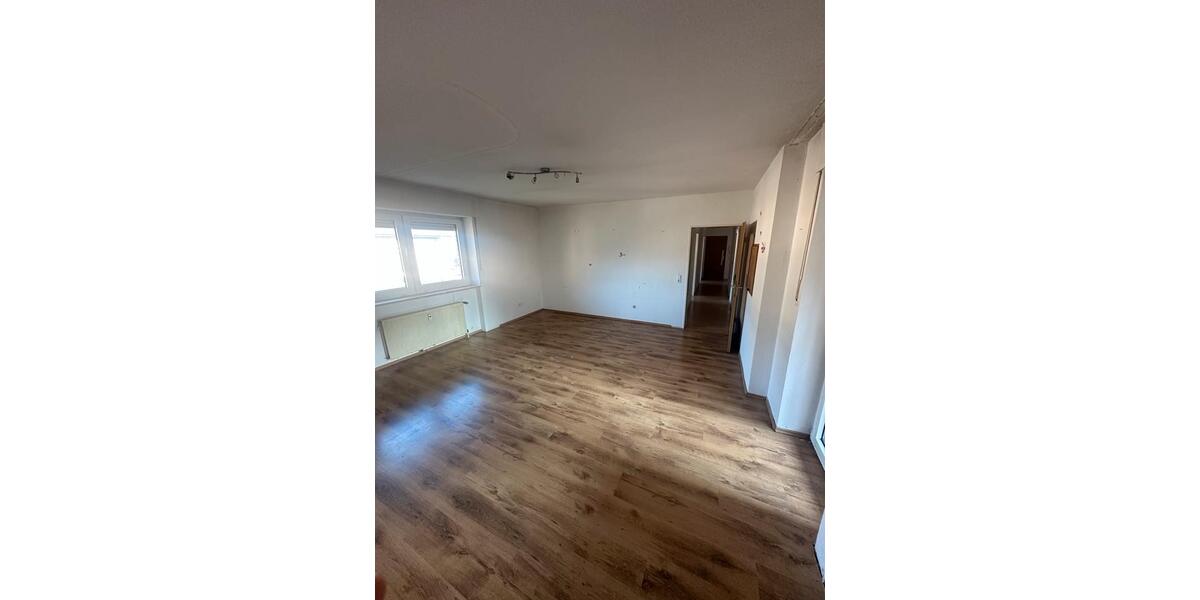 Etagenwohnung Detmold - 3 Zimmer, 76 m&sup2;, 155.000&euro; | Angebot:24767732