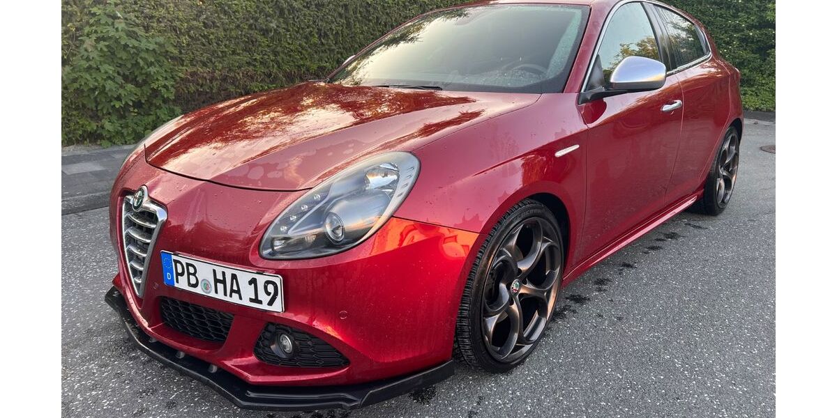 Alfa Romeo Giulietta 284.000 km 4.500 &euro; Paderborn 33100