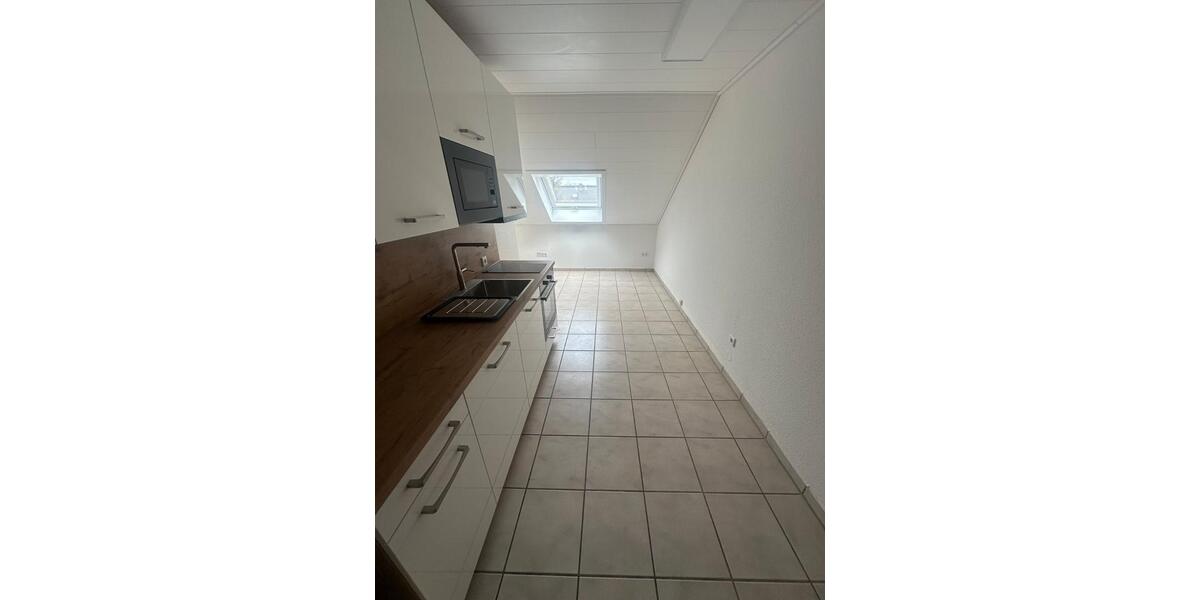 Dachgeschoßwohnung Paderborn - 1 Zimmer, 26 m&sup2;, 336&euro; | Angebot:25782621