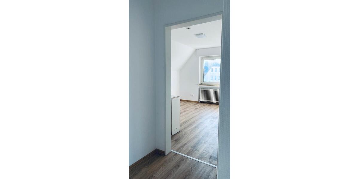 Dachgeschoßwohnung Paderborn Univiertel - 3 Zimmer, 86 m&sup2;, 650&euro; | Angebot:25433189