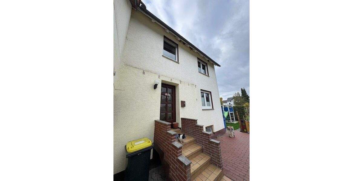 Einfamilienhaus Brakel - 4 Zimmer, 100 m&sup2;, 120.000&euro; | Angebot:26715532