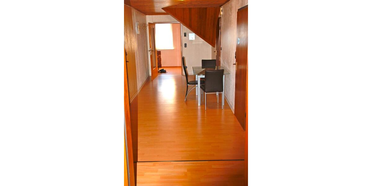 Dachgeschoßwohnung Paderborn - 3 Zimmer, 95 m&sup2;, 885&euro; | Angebot:27587035