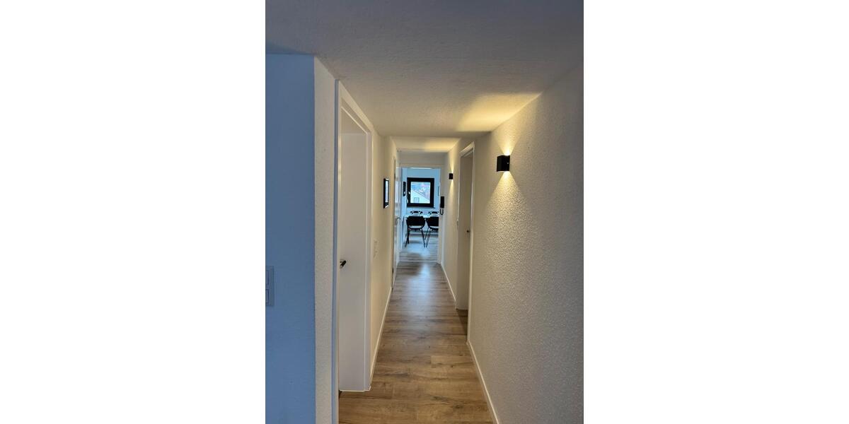 Dachgeschoßwohnung Brakel - 3 Zimmer, 65 m&sup2;, 850&euro; | Angebot:26347757
