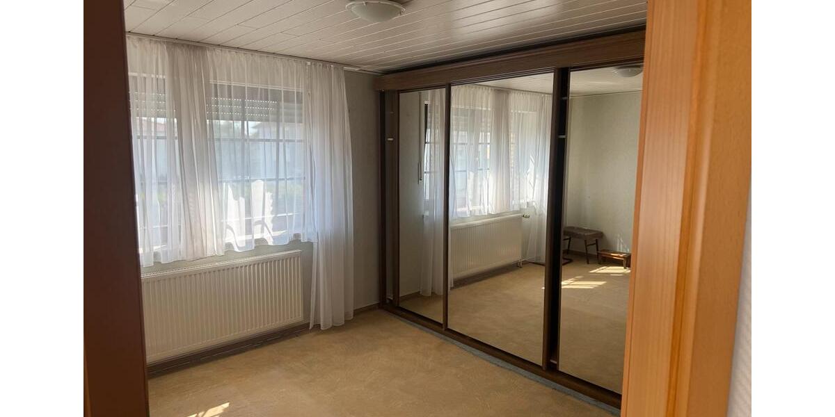Reihenhaus Bad Lippspringe - 5 Zimmer, 100 m&sup2;, 850&euro; | Angebot:26677613
