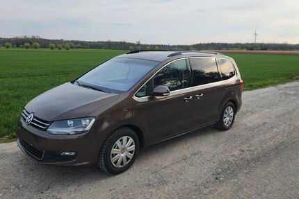 VW Sharan 277.553 km 10.200 &euro; Paderborn 33106