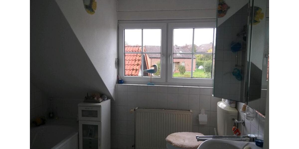 Doppelhaushälfte Detmold Hiddesen - 4 Zimmer, 129 m&sup2;, 1.100&euro; | Angebot:25795319