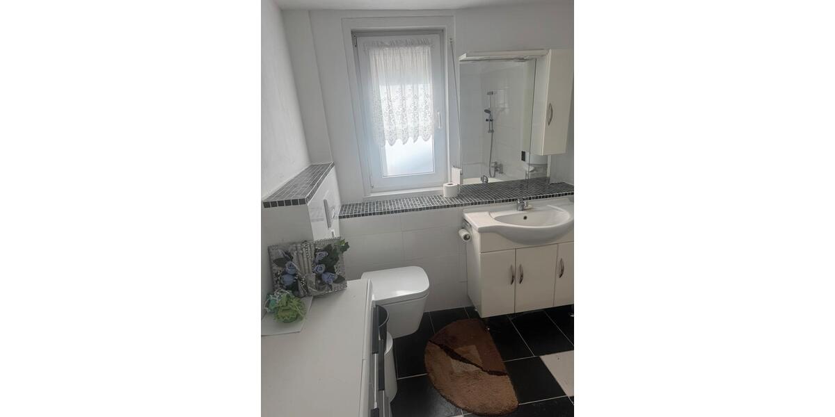 Einfamilienhaus Büren - 7 Zimmer, 280 m&sup2;, 33.000&euro; | Angebot:26267429