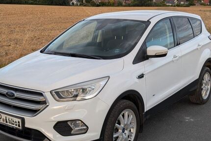 Ford Kuga 68.452 km 16.600 &euro; Detmold 32758