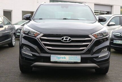 Hyundai TUCSON 74.138 km 17.990 &euro; Paderborn Schloß-Neuhaus 33104