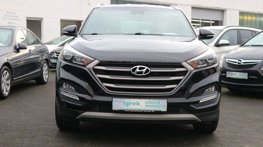 Hyundai TUCSON 74.138 km 17.990 &euro; Paderborn Schloß-Neuhaus 33104
