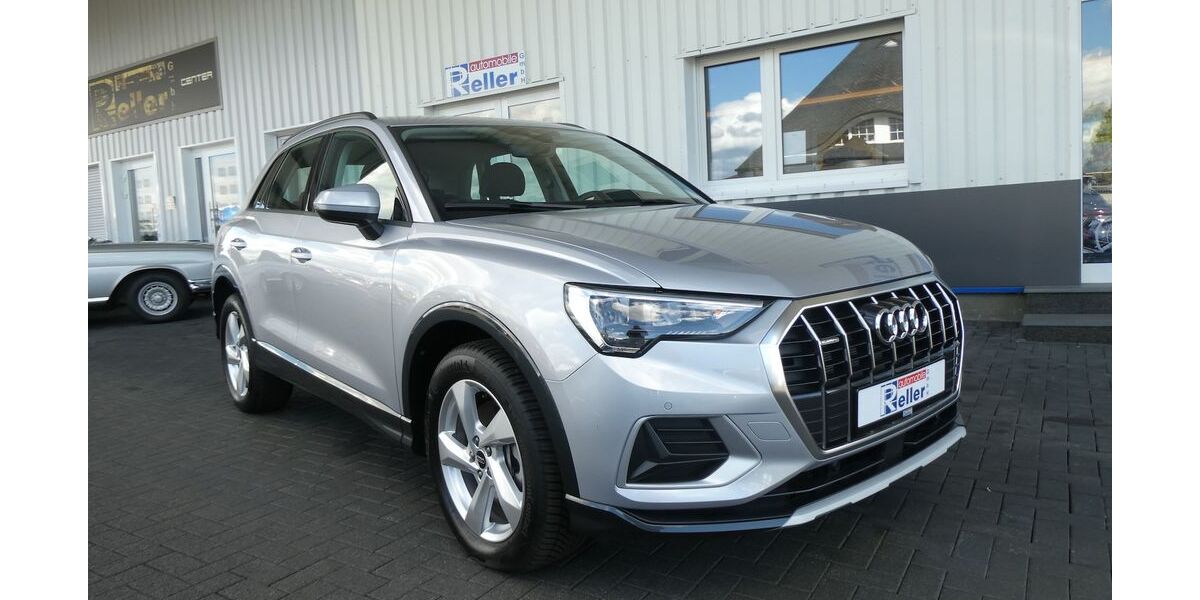Audi Q3 2.528 km 39.900 € Paderborn 33106