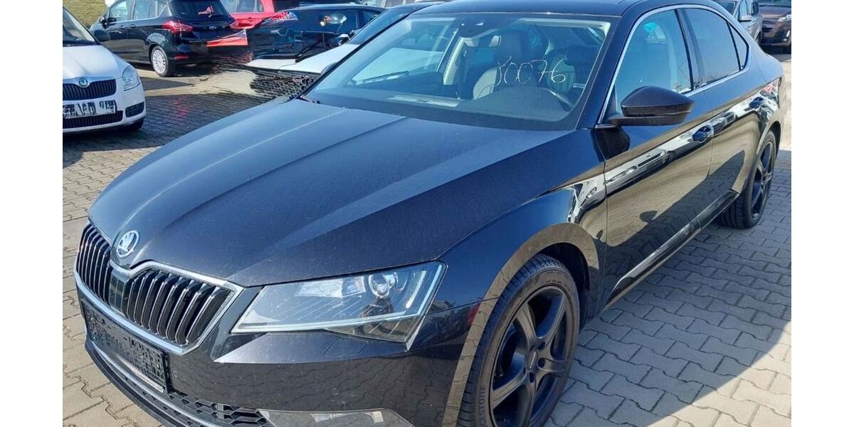 Skoda Superb 134.567 km 19.900 &euro; Paderborn 33102