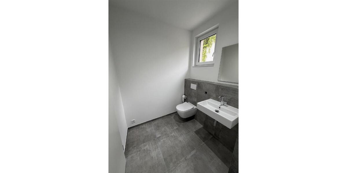 Etagenwohnung Paderborn - 3 Zimmer, 143 m&sup2;, 1.700&euro; | Angebot:26440862