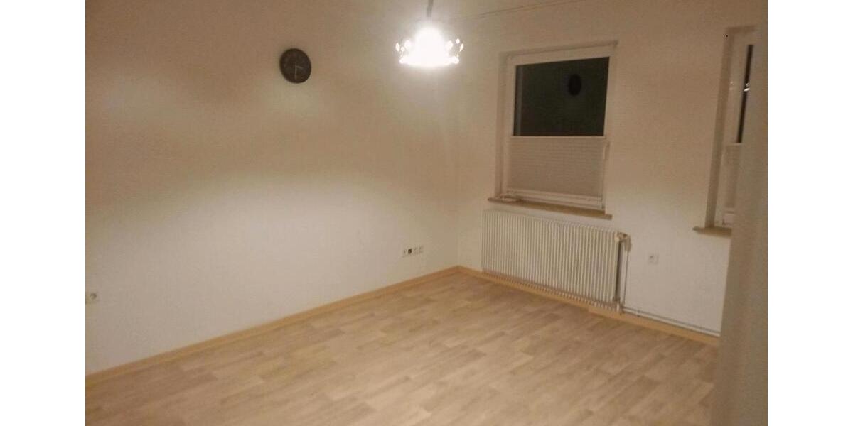 Etagenwohnung Horn-Bad Meinberg Bad Meinberg - 1.5 Zimmer, 39 m&sup2;, 300&euro; | Angebot:26130750
