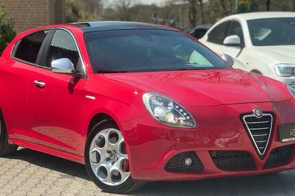Alfa Romeo Giulietta 99.000 km 10.990 &euro; Paderborn 33104