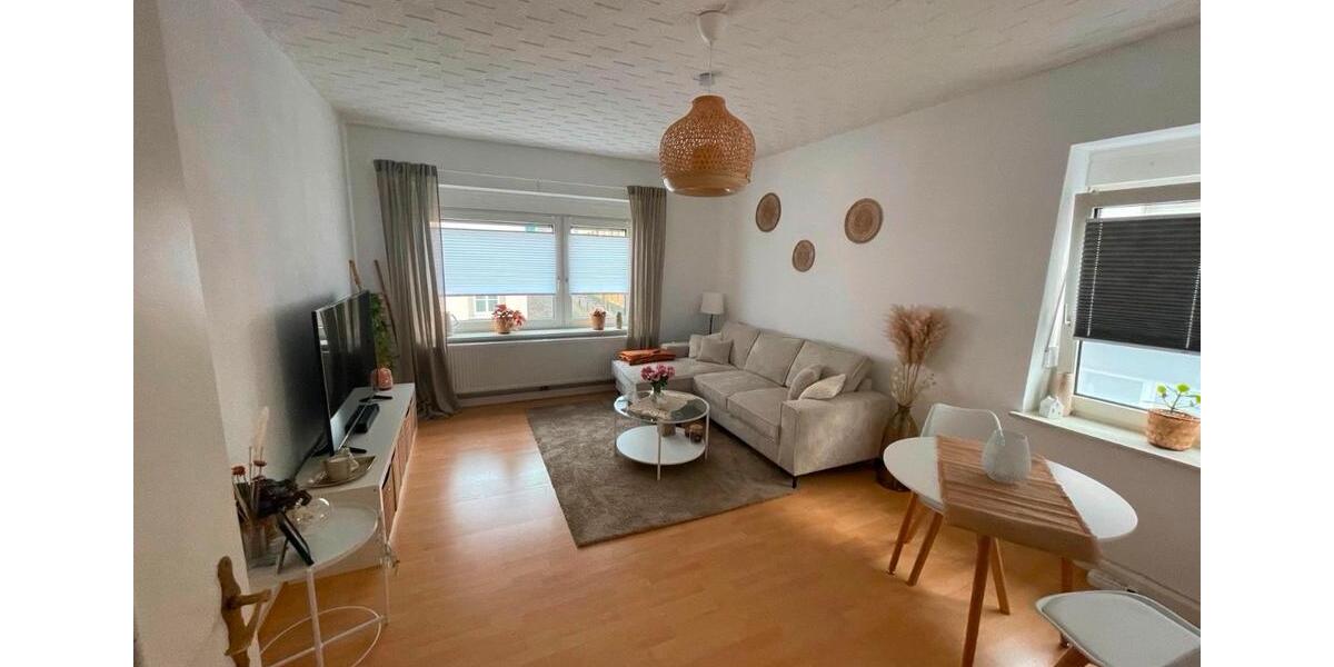 Helle 2 Zimmer Wohnung mit Wintergarten in der Innenstadt 2 zimmer