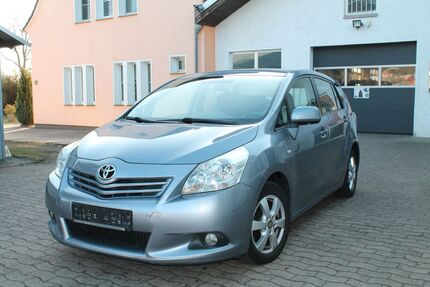 Toyota Verso 239.000 km 3.950 &euro; Augustdorf 32832