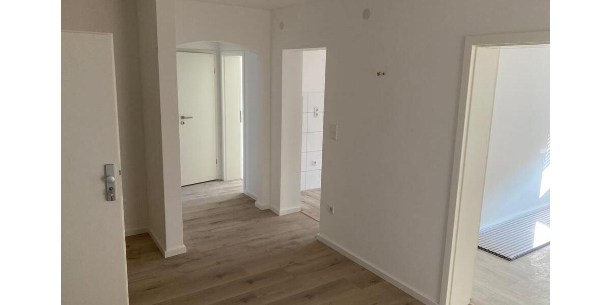 Etagenwohnung Horn-Bad Meinberg Bad Meinberg - 5 Zimmer, 119 m&sup2;, 1.100&euro; | Angebot:25887577