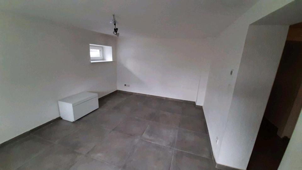 Etagenwohnung Paderborn Neuenbeken - 2 Zimmer, 62 m&sup2;, 600&euro; | Angebot:25646350