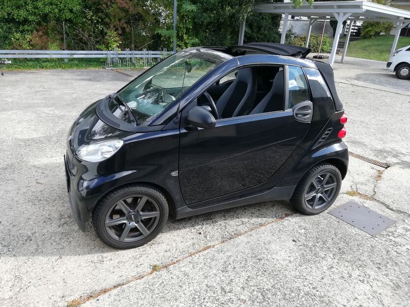 Smart ForTwo 84.300 km 4.950 € Paderborn 33102