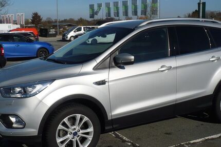 Ford Kuga 63.445 km 12.500 &euro; Horn-Bad Meinberg 32805