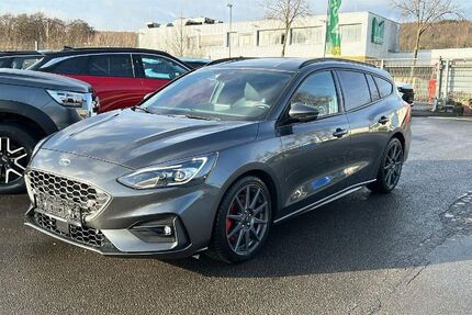 Ford Focus 81.900 km 21.980 &euro; Marsberg 34431