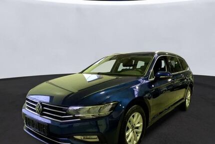 VW Passat 32.765 km 26.440 &euro; Schloß Holte-Stukenbrock 33758