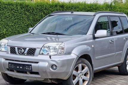 Nissan X-Trail 120.000 km 1.999 &euro; Bad Lippspringe 33175