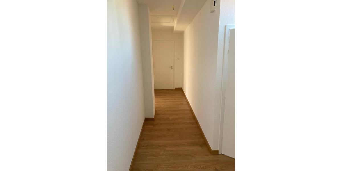 Dachgeschoßwohnung Bad Driburg - 4 Zimmer, 110 m&sup2;, 690&euro; | Angebot:25718220