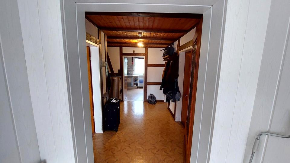 Einfamilienhaus Marsberg - 7 Zimmer, 190 m&sup2;, 210.000&euro; | Angebot:26135791