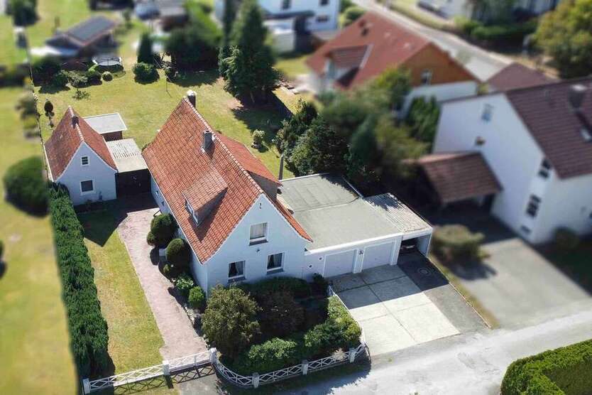 Haus zum Kaufen in Bielefeld 325.000 € 139 m² 4 zimmer
