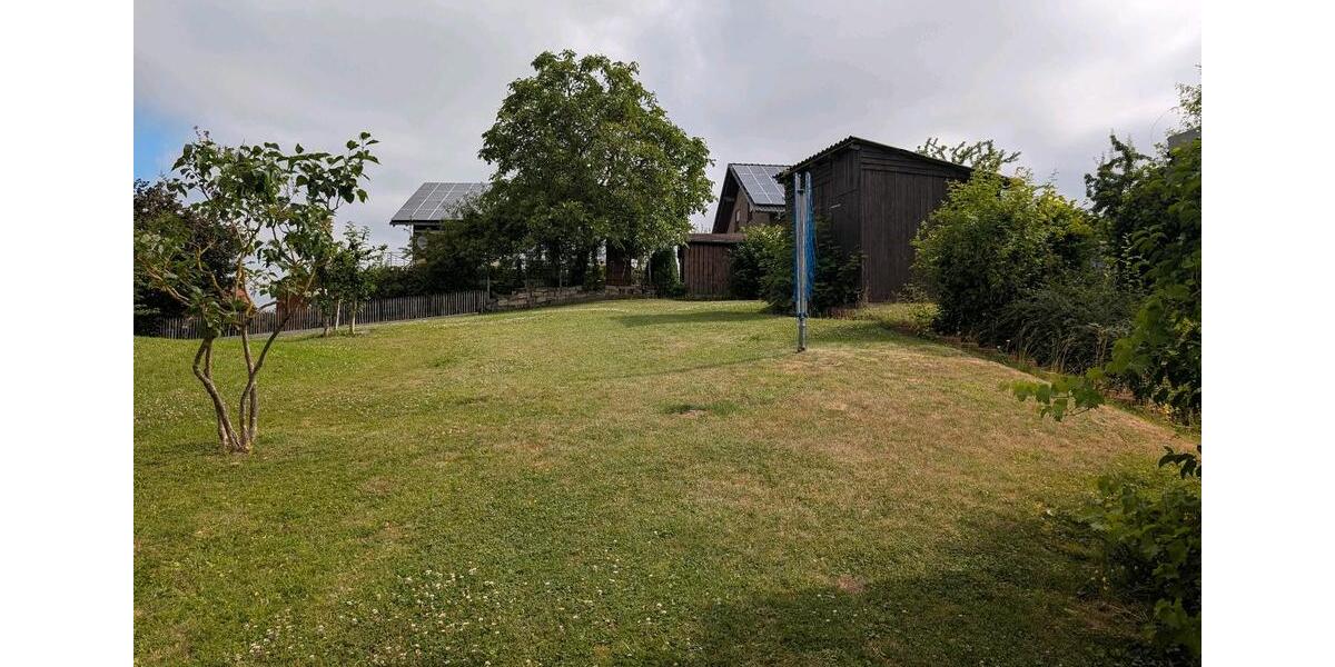 Mehrfamilienhaus, Wohnhaus Nieheim - 16 Zimmer, 300 m&sup2;, 190.000&euro; | Angebot:27030692