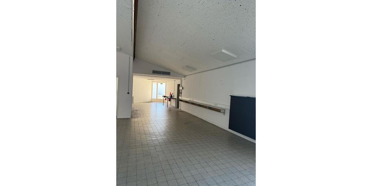 Gewerbeobjekt Detmold Hakedahl - 1.875&euro; | Angebot:25896564