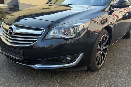 Opel Insignia 173.000 km 7.999 &euro; Paderborn 33100