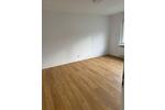 570 m² Warmhalle mit Büro-Sozialräumen und Stellplätzen zimmer