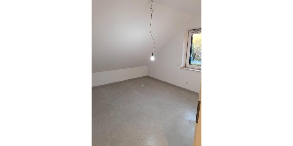 Etagenwohnung Paderborn Neuenbeken - 2 Zimmer, 60 m&sup2;, 900&euro; | Angebot:26262998