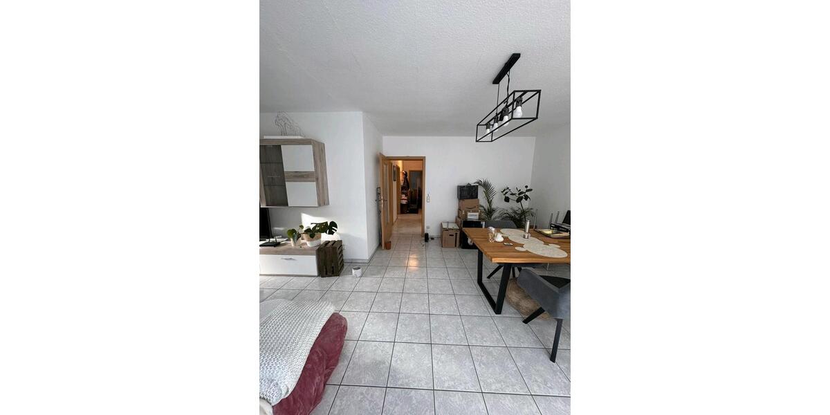 Etagenwohnung Paderborn Neuenbeken - 3 Zimmer, 87 m&sup2;, 770&euro; | Angebot:24737577