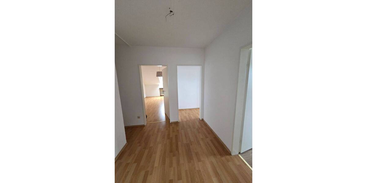 Etagenwohnung Paderborn Schloß Neuhaus - 3 Zimmer, 56 m&sup2;, 500&euro; | Angebot:26451242