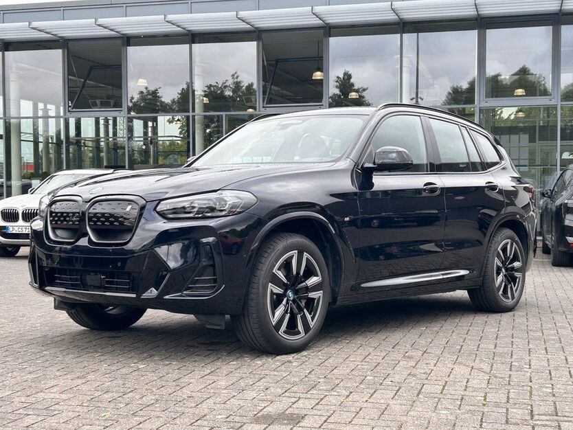 BMW iX3 9.950 km 47.360 € Lippstadt 59557