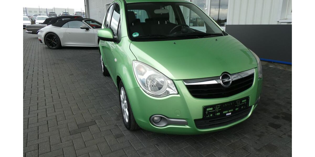 Opel Agila 117.241 km 1.999 € Paderborn 33106