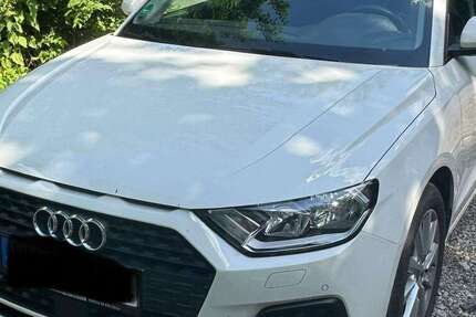 Audi A1 113.000 km 16.000 &euro; Nieheim, Stadt 33039