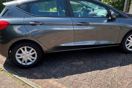 Ford Fiesta 68.900 km 7.550 &euro; Bad Driburg 33014