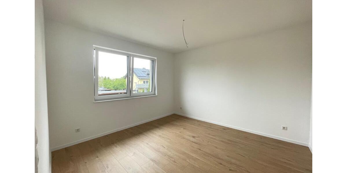 Etagenwohnung Geseke - 4 Zimmer, 102 m&sup2;, 1.295&euro; | Angebot:26462500