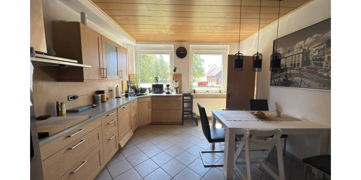 Einfamilienhaus Willebadessen - 7 Zimmer, 184 m&sup2;, 190.000&euro; | Angebot:25730794