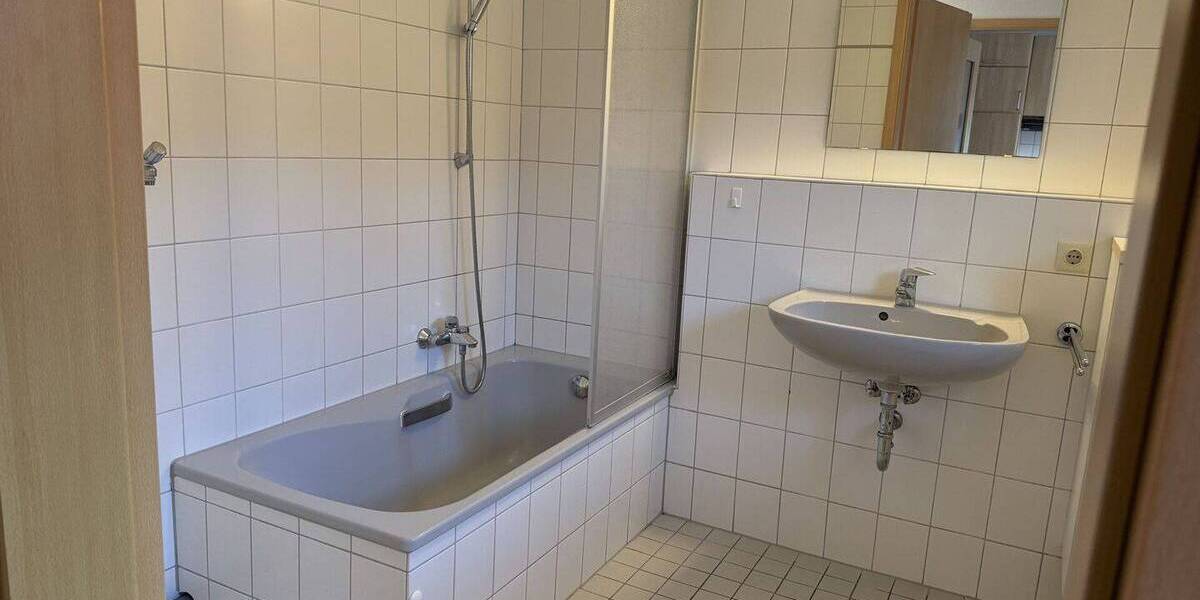 Etagenwohnung Steinheim - 2 Zimmer, 50 m&sup2;, 149.990&euro; | Angebot:26715378
