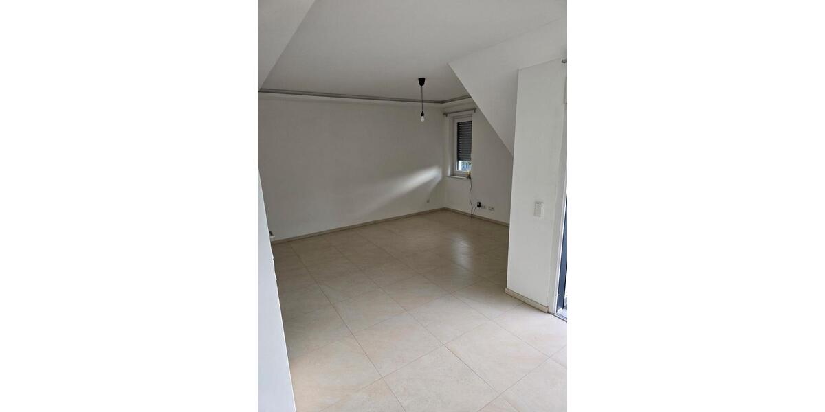 Etagenwohnung Bad Lippspringe - 3 Zimmer, 95 m&sup2;, 330.000&euro; | Angebot:26483358