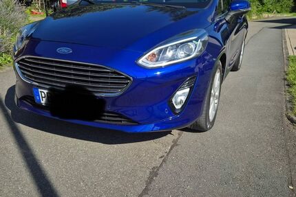 Ford Fiesta 48.900 km 11.000 &euro; Altenbeken 33184