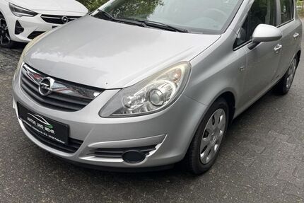 Opel Corsa 137.000 km 2.699 € Paderborn 33100